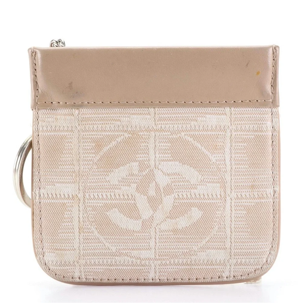 Chanel Travel Ligne Key Pouch in Jacquard and Leather - Picture 2 of 5